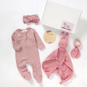 Newborn Baby Girl Organic Cotton Gift Set | 5 Piece | (Fits 0-3 Months)